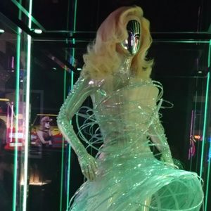 Meet your Posher, May